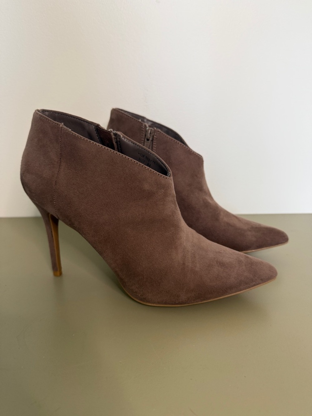 Brown/Tan Pointed Heeled Booties